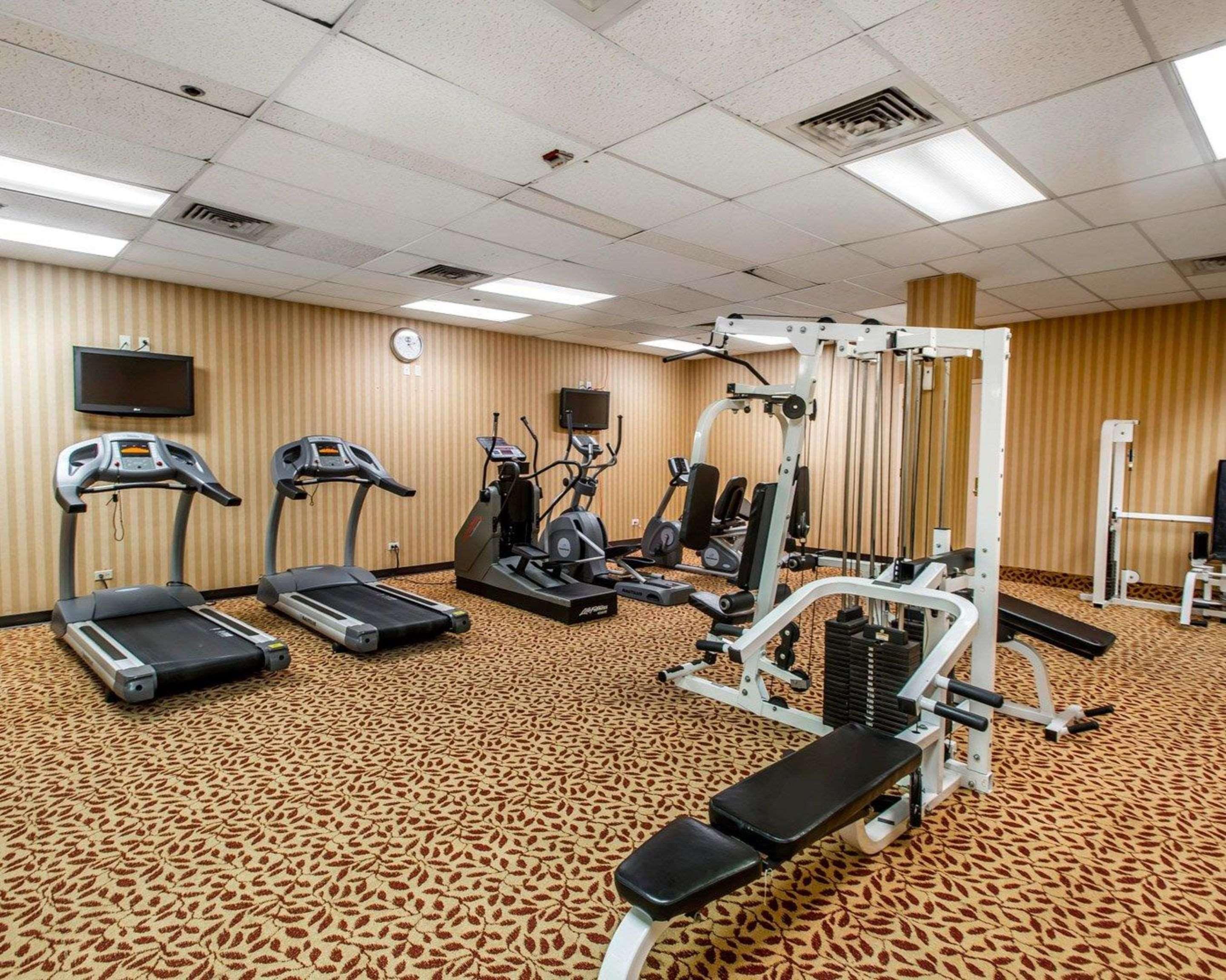 Quality Inn And Conference Center Greeley Downtown Bagian luar foto