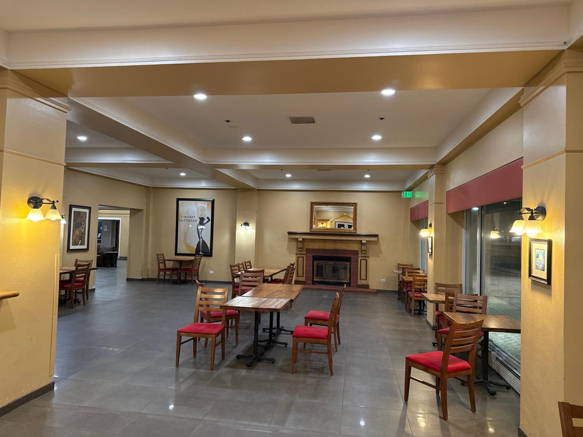 Quality Inn And Conference Center Greeley Downtown Bagian luar foto