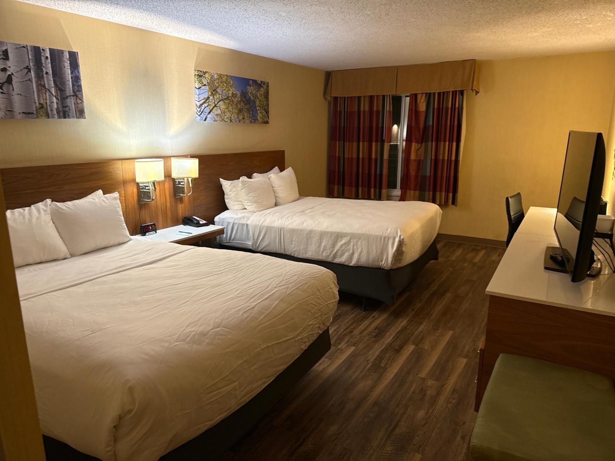 Quality Inn And Conference Center Greeley Downtown Bagian luar foto